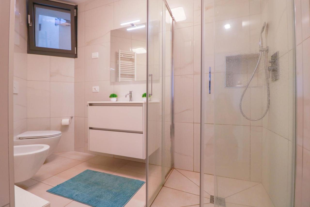 H11 Luxury 9A - Porto - Piscina - Jacuzzi Apartment Санто Стефано ал Маре Екстериор снимка