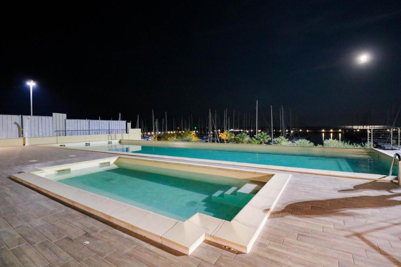 H11 Luxury 9A - Porto - Piscina - Jacuzzi Apartment Санто Стефано ал Маре Екстериор снимка